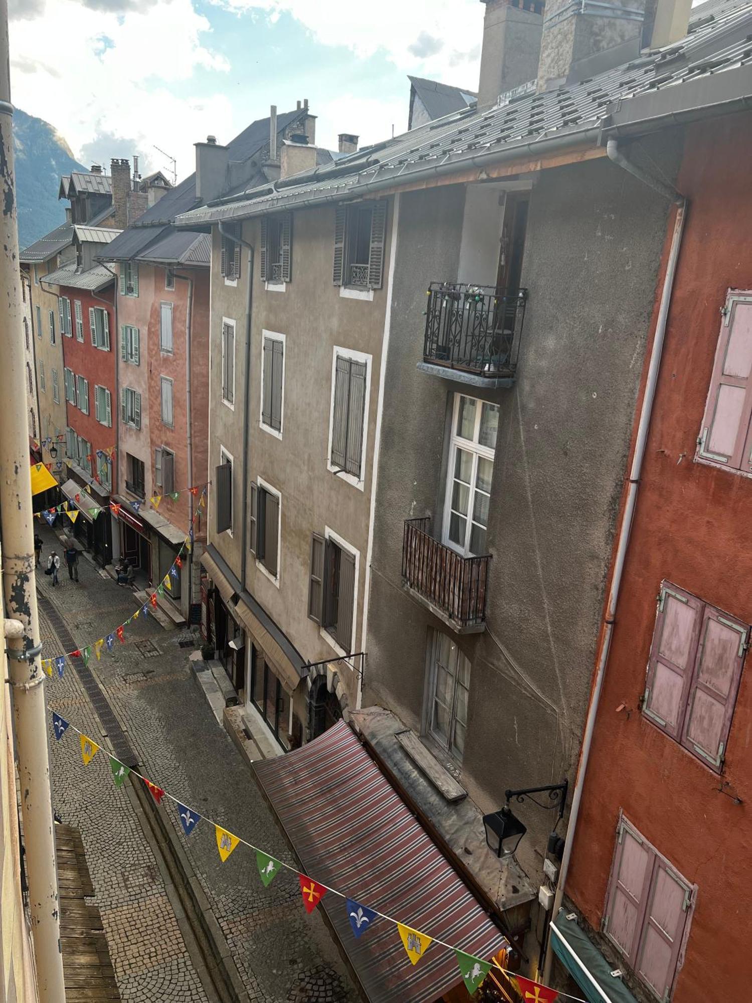 Appartement Moderne Et Chaleureux Briancon  Bagian luar foto
